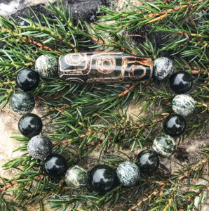 braslet zmeinii 9 glaz